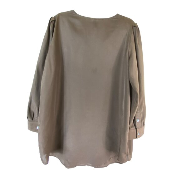 Khaki Tan Large V-Neck Blouse With Utility Pockets Basic Classic Casual Modern - Picture 2 of 5